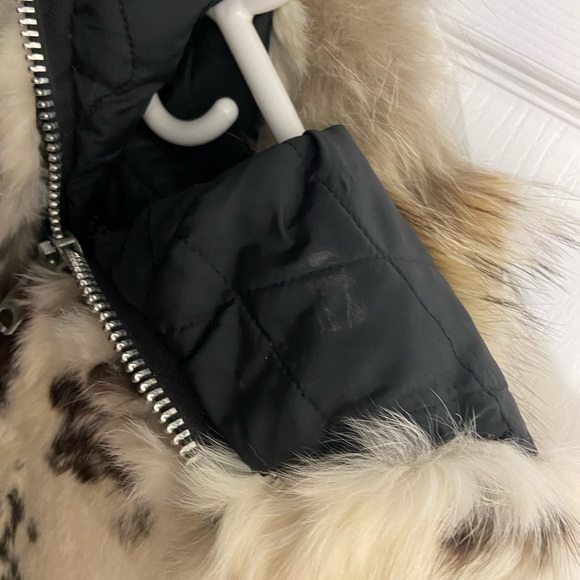 Girl’s fur jacket - Picture 8 of 16